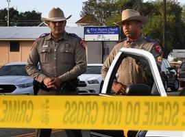 EEUU vive su duelo por los muertos en el tiroteo de Texas