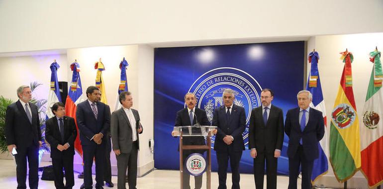  Danilo Medina destaca seriedad de diálogo por paz de Venezuela