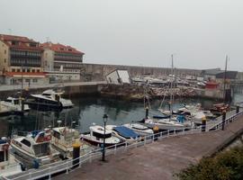 Llanes reclama horarios más adecuados para la compuerta del puerto 