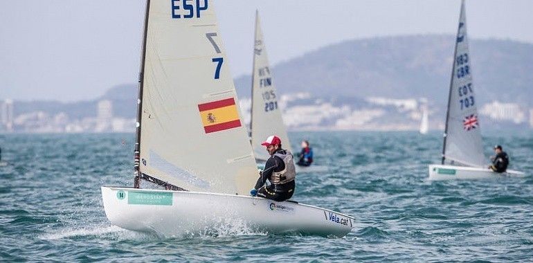 Alex Muscat lidera la flota española en el estreno del Sofía Iberostar 