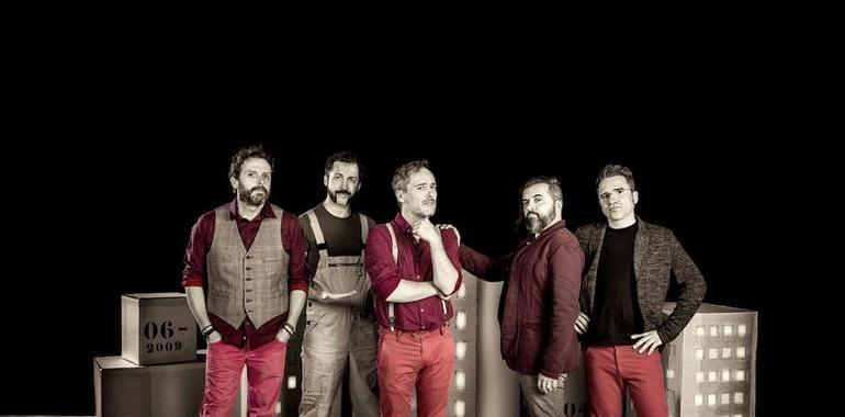 Love of Lesbian y el musical de Pinocho, este fin de semana en el Teatro de la Laboral