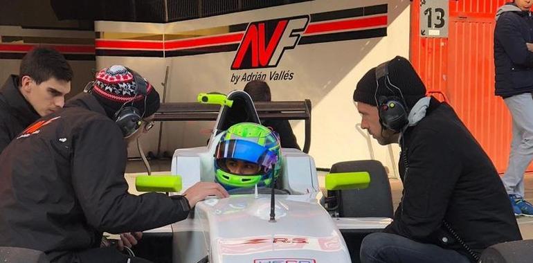 Guillem Pujeu debuta con un F-Renault 2.0 de AV Formula