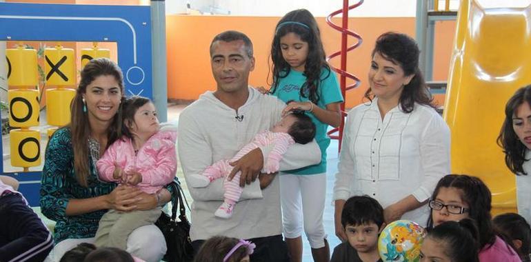 Romário visitó la Clínica Down del Sistema DIF Jalisco