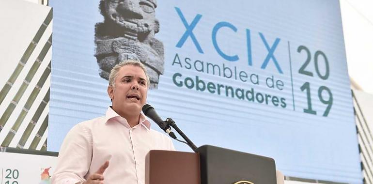 El presidente de Colombia anuncia que a Maduro le quedan 