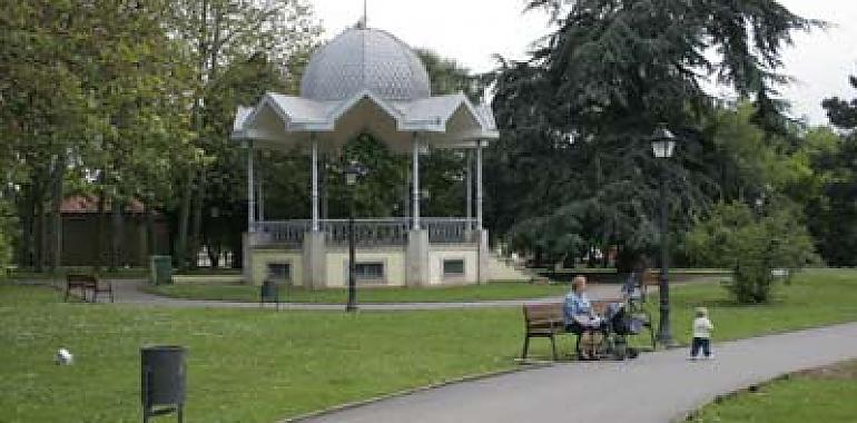 La Banda de Música de Avilés ofrece un concierto este domingo en el Parque de Ferrera