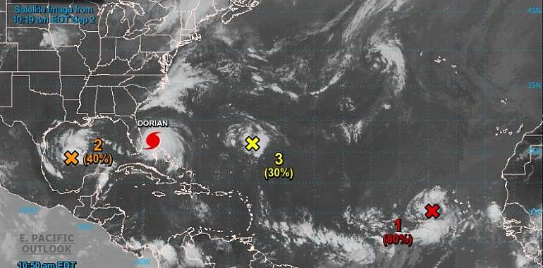 La población asturiana de Miami sigue con preocupación el avance del huracán Dorian