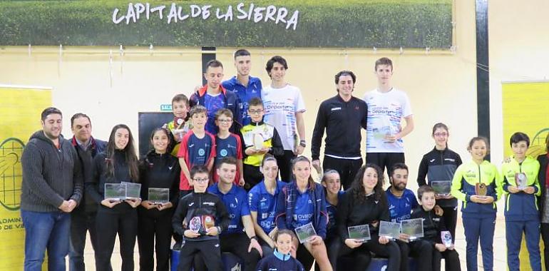 3 oros y 2 platas para el Ovida Bádminton Oviedo en el Nacional de Collado Villalba