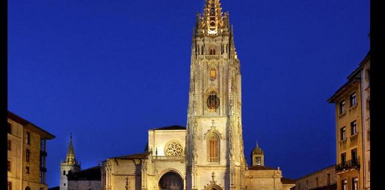 La Catedral de Oviedo reanuda sus visitas culturales