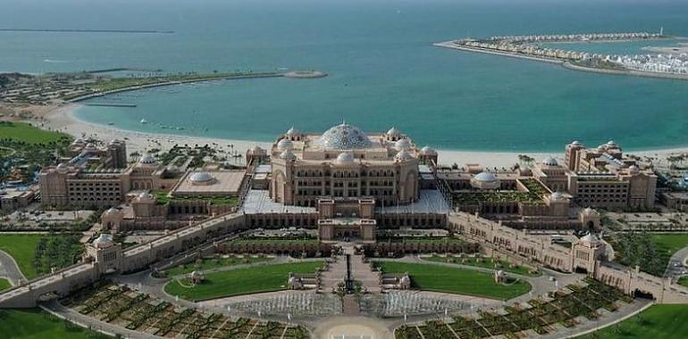 Así es el hotel Emirates Palace de Abu Dhabi