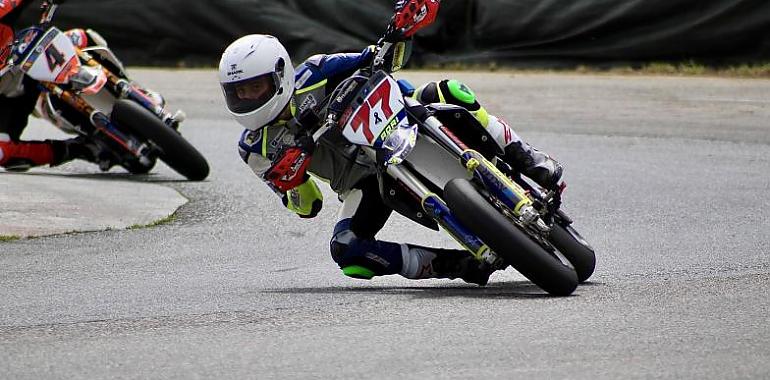 Adrián Fernández Murias afianza el segundo puesto en el Galicia Supermotard