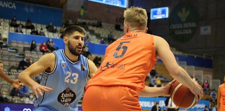 El Liberbank Oviedo Baloncesto cae ante el líder