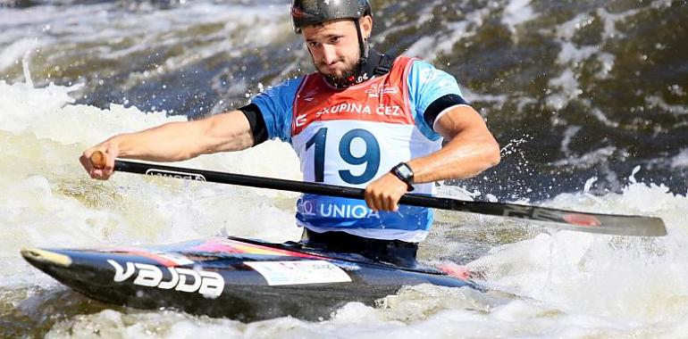 Maialen Chourraut en K1 y Luis Fernández en C1 ganan la I Copa Pirineus 2021