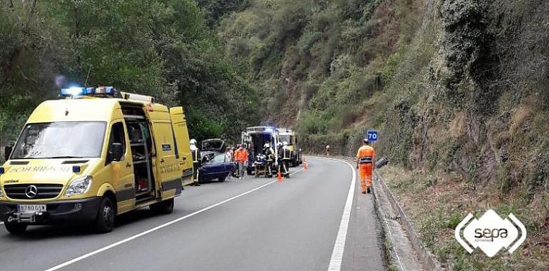 Herido tras una salida de vía cerca del embalse de Pilotuerto, en Tineo