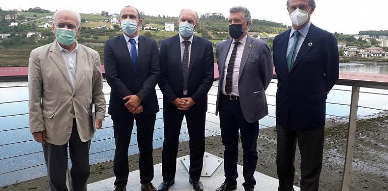 El Gobierno de Asturias y las empresas Ence, Biogastur e Illas abordarán el saneamiento integral de la ría del Navia