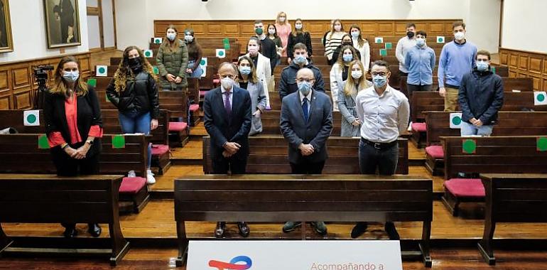 TotalEnergies da la bienvenida a los 23 estudiantes de su programa de becas con la Universidad de Oviedo