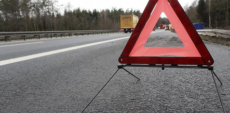 Accidente con una mujer herida en Cangas del Narcea