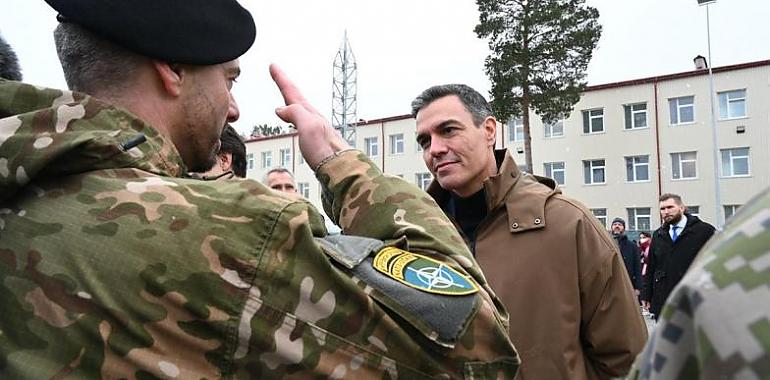 Pedro Sánchez reitera el pleno compromiso de España con los esfuerzos de la OTAN ante la brutal agresión del gobierno ruso contra Ucrania