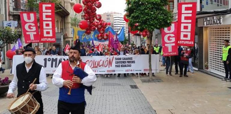 El 1 de Mayo llena las calles de Avilés