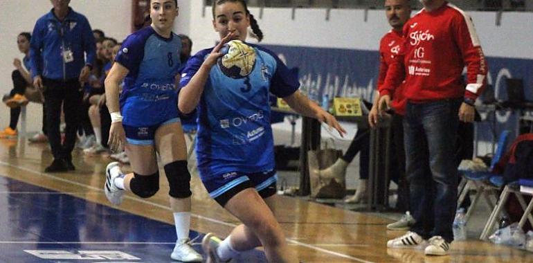 La capitana del equipo, Celia Rojo, renueva un año más y ya serán ocho en el Lobas Global Atac Oviedo