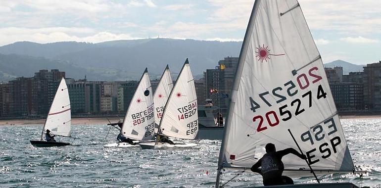 Este fin de semana va a tener lugar en la Bahía de San Lorenzo la décimo octava edición del Trofeo de la Hispanidad de Vela Ligera