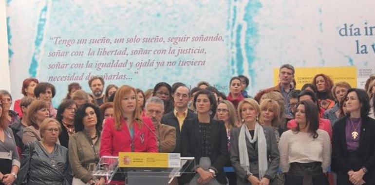 El Gobierno rinde homenaje a las mujeres víctimas de violencia de género