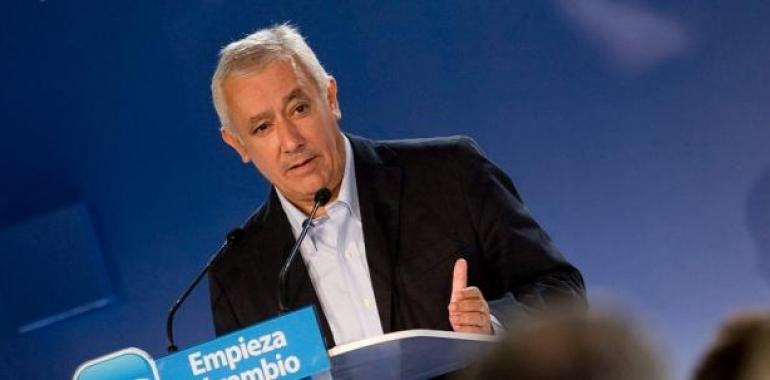 El PP cree que Griñán ha dado un “rejón de muerte” al municipalismo