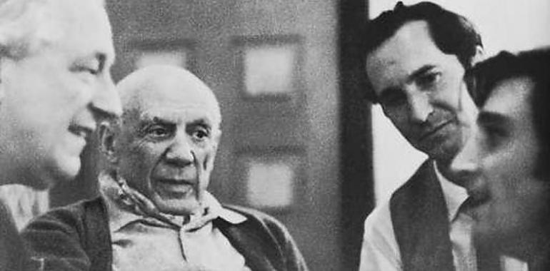 Picasso y Antonio Cores: una amistad plasmada en sesenta y tres fotografías reunidas por primera vez