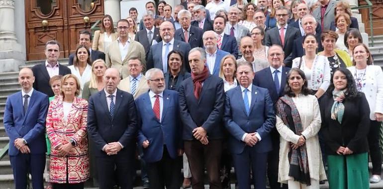 La Junta ha recibido hoy a los representantes de Premio Princesa de Asturias de Cooperación Internacional