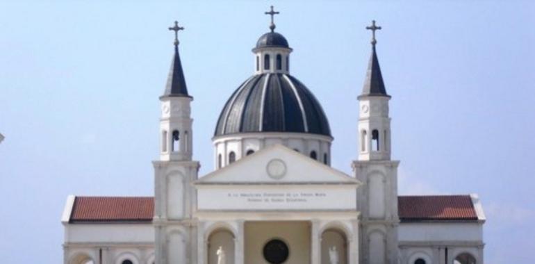 La nueva Basílica de Mongomo, a punto de ser inaugurada