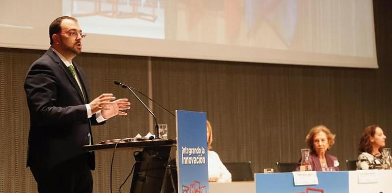 Adrián Barbón subraya la unión de ciencia y solidaridad en la lucha contra el Alzheimer en Gijón