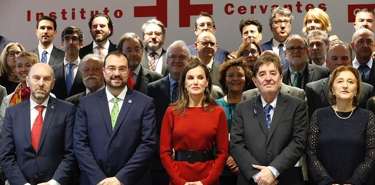 Barbón resalta la contribución del Instituto Cervantes a las lenguas minoritarias y a la cultura hispana