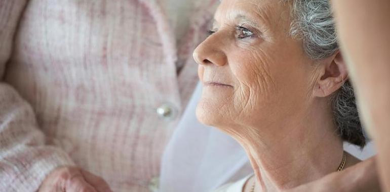Diez señales que podrían indicar Alzheimer: conoce los síntomas y actúa a tiempo