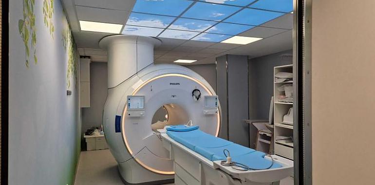 La nueva resonancia de alta resolución en el Hospital San Agustín doblará la capacidad diagnóstica