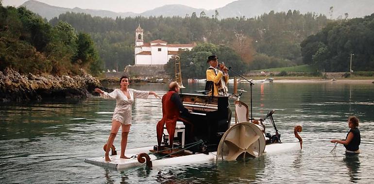 ¡Vuelve el piano flotante! Jazz sobre el agua de manera espectacular