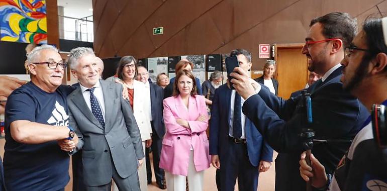 El Presidente anuncia la inminente aprobación de la Ley de Ciencia y el CSIC asturiano en la apertura de la FIDMA