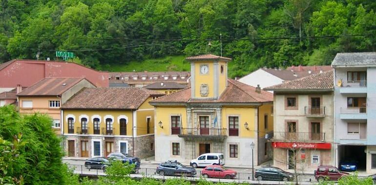 Fatal accidente en Belmonte de Miranda: un vecino pierde la vida tras despeñarse con su coche