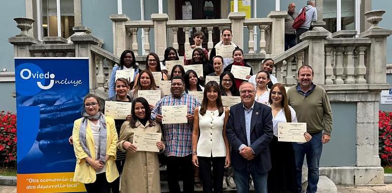 Oviedo promociona la inclusión social y laboral con la entrega de diplomas del programa "Oviedo Incluye"