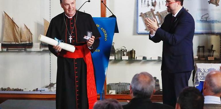 El Cardenal Ángel Fernández Artime, Hijo Predilecto de Asturias: "Llevo el nombre de mi tierra allá donde voy, sin olvidar nunca mis raíces"