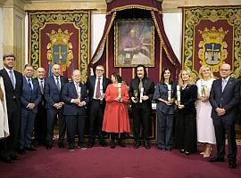 Los Premios Iberoamericanos ASICOM-Universidad de Oviedo reconocen la excelencia en la cultura y sociedad iberoamericana