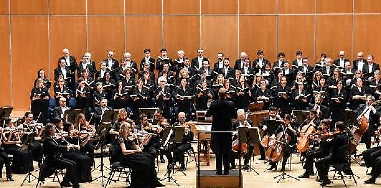 La música de América llena Oviedo: Los Reyes presiden el XXXII Concierto de los Premios Princesa de Asturias bajo la batuta de Alondra de la Parra