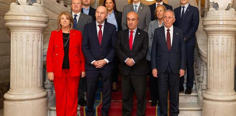 La Junta General de Asturias recibe a la OEI, Premio Princesa de Asturias de Cooperación Internacional 2024, en un acto cargado de reflexión y compromiso por la educación y la inclusión