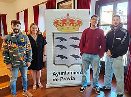 Bus 15, ganadores de FestiAMAS 2024, celebran su cictoria en el Ayuntamiento de Pravia y preparan su primer disco