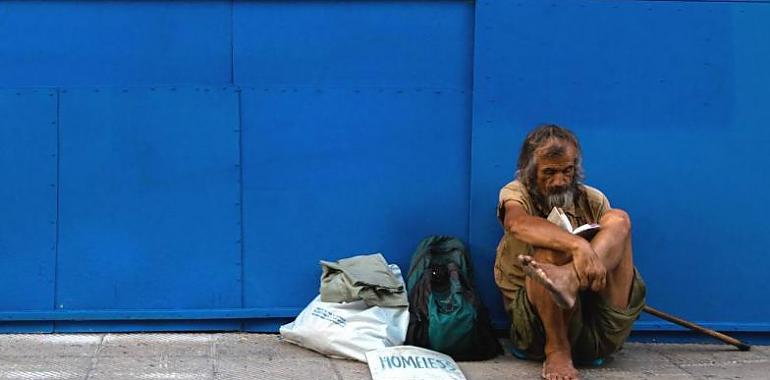 Avilés organiza una jornada pionera sobre sinhogarismo para impulsar el derecho a la vivienda digna en Asturias