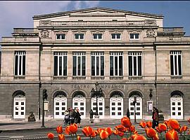 Oviedo iluminará el Teatro Campoamor de rojo para conmemorar el Día Mundial de la Lucha contra el Sida