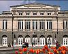 Oviedo iluminará el Teatro Campoamor de rojo para conmemorar el Día Mundial de la Lucha contra el Sida