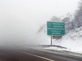 Asturias recupera la normalidad tras el temporal de nieve, pero persisten avisos en montaña y litoral