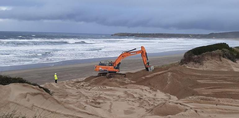 Denuncian el desmonte de dunas en el Espartal: un atentado al Monumento Natural en Castrillón