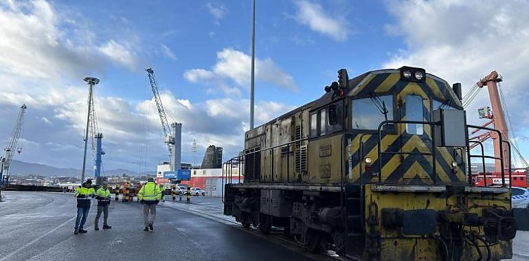 El trazado ferroviario del Muelle de Valliniello supera con éxito su prueba de circulación