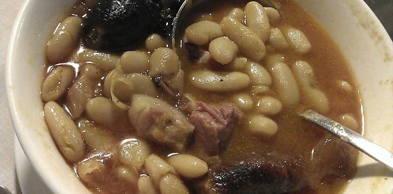 La Casa de Asturias en Guadarrama celebra su IV Concurso de Fabada y Arroz con Leche con premios, tradición y sabor