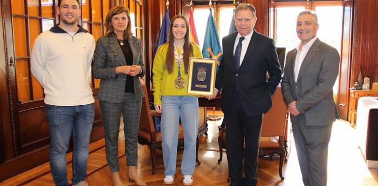 Oviedo rinde homenaje a Eva Otero, nueva Campeona de Europa Sub 21 de Kárate